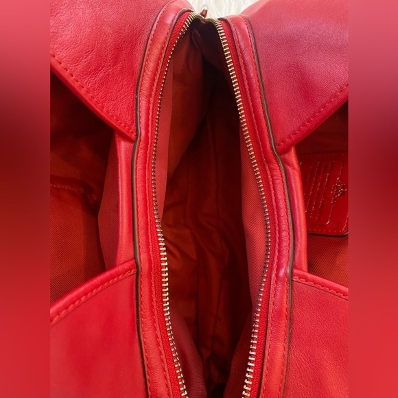 👜 COACH 👜EDIE SHOULDER BAG 31‎ IN SIGNATURE (COACH F36466) - Picture 4 of 15